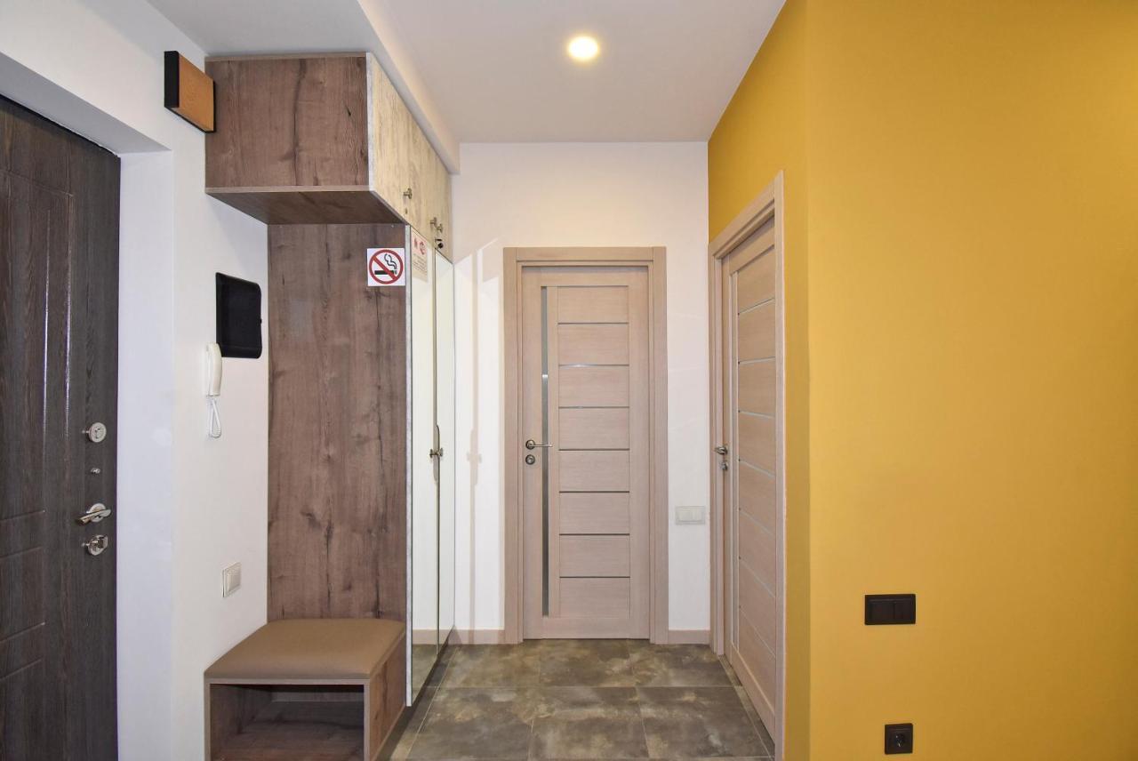 Home4You Apartments On Koghbatsi Yerevan Exterior foto