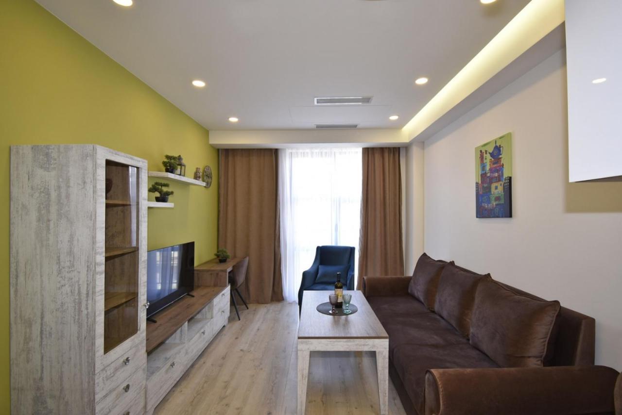 Home4You Apartments On Koghbatsi Yerevan Exterior foto
