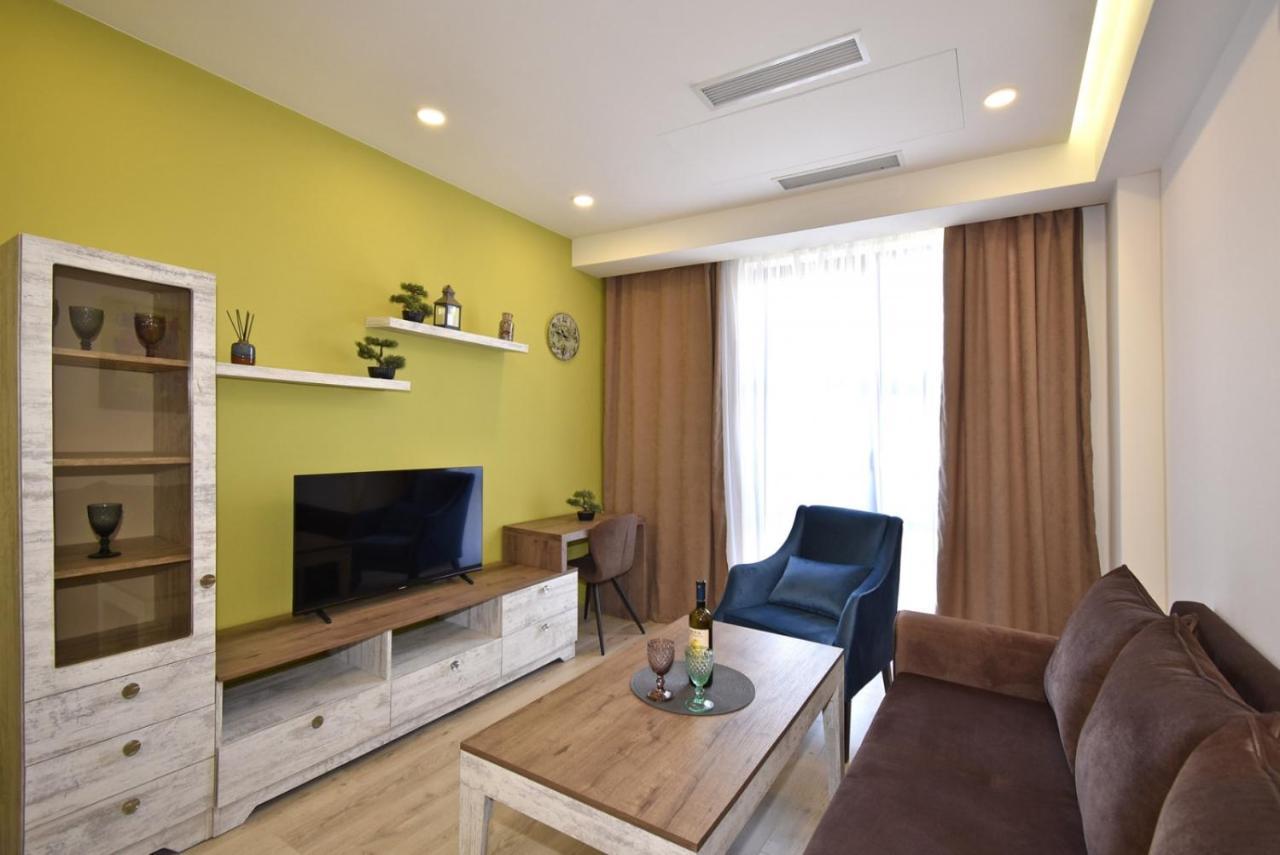 Home4You Apartments On Koghbatsi Yerevan Exterior foto